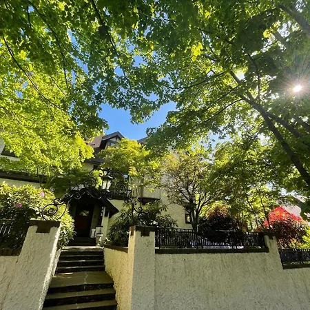 Cecil Bacon Manor-3